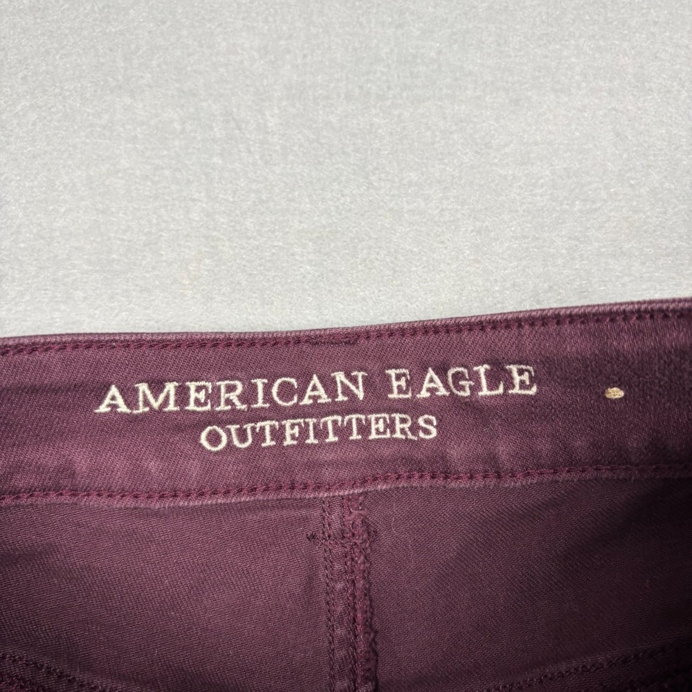 American Eagle Outfitters Cut-off Shorts Women's Size 2 Stretch Burgundy 3" - Picture 5 of 8